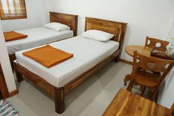 Hotel Thongphaphum Place