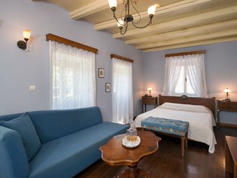 Villa De Loulia Hotel