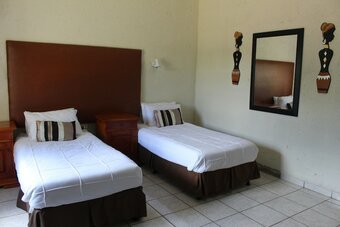 Hotel Steenbok Lodge