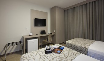 Bristol Catal�o Hotel