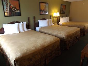 Hotel Angel Inn Near Imax