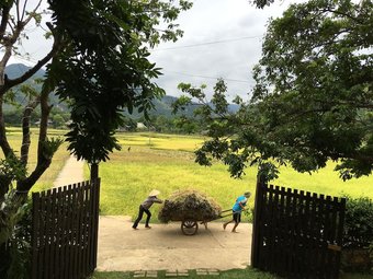 Hotel Mai Chau Villas