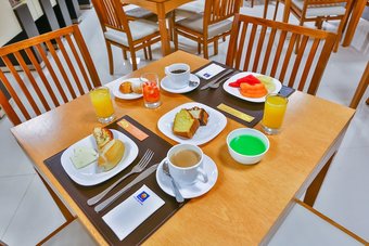 Comfort Hotel Mogi Gua�u