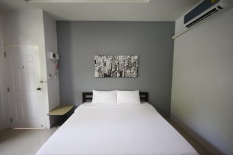 Hotel The Resort Kabinburi