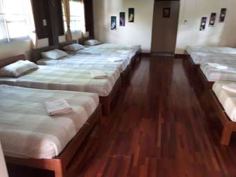 Hotel Baan Suansabaijai Resort