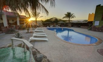 Hotel Bedouin Moon Village