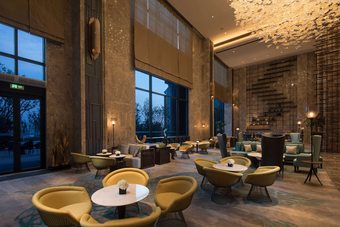 Hotel Doubletree By Hilton Qingdao Oriental Movie Metropolis