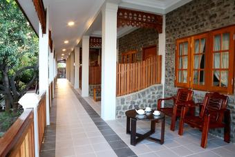 Hotel Salay River View Inn