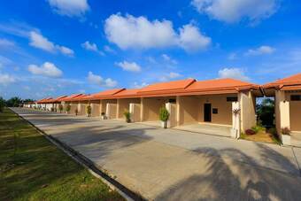 Hotel Huasai Palm Inn