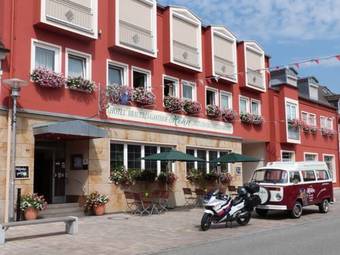 Land-gut-hotel Brauerei-gasthof H�hn