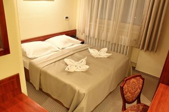 Hotel Centr�l