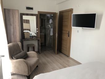 Bed & Breakfast Line Suite Hotel