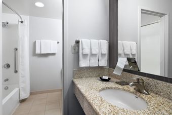 Hotel Courtyard By Marriott Pittsburgh Airport