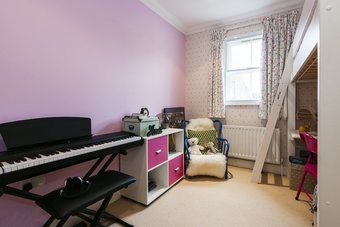 Lovely Putney Home By The Thames