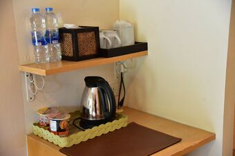 Hotel Mittraphap Resort