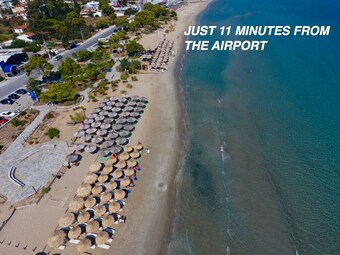 Villa Leonidas Near Athens Airport