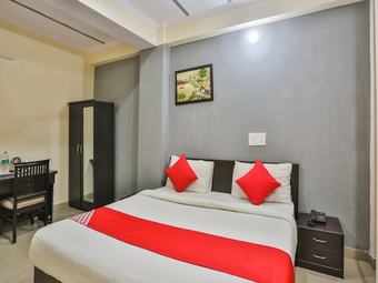 Hotel Oyo 10032 Dwarka