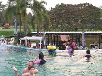 Hotel I View Park Resort