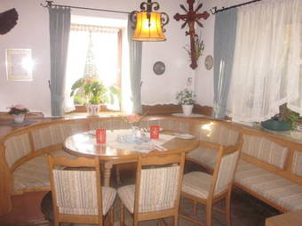 Hostal Hotel Pension Lindenhof