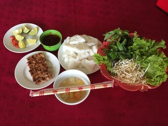 Hostal Xuan Lai Right View - Hostel