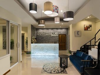 Hotel Bangkok River Loka