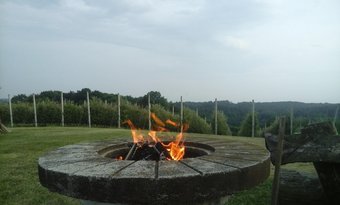 Bungalow With 2 Bedrooms In Kutina, With Enclosed Garden And Wifi