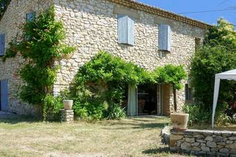 House With 6 Bedrooms In Vaison-la-romaine, With Wonderful Mountain View, Private Pool And Enclosed Garden - 45 Km From The Slopes