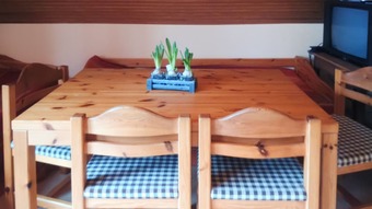 Apartment With 2 Bedrooms In Dahlem, With Furnished Garden And Wifi - 5 Km From The Slopes