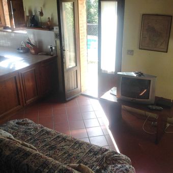 House With 2 Bedrooms In Mensano, With Pool Access And Wifi