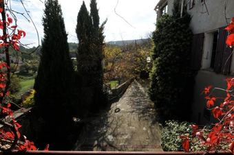 House With 4 Bedrooms In Buisson, With Wonderful Mountain View, Private Pool, Enclosed Garden - 120 Km From The Beach