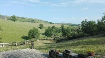 House With 3 Bedrooms In Saint-cl�ment, Thi�zac , With Wonderful Mountain View And Terrace - 22 Km From The Slopes