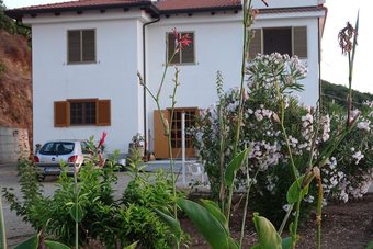 House With 4 Bedrooms In Santa Domenica , With Wonderful Sea View And Wifi - 3 Km From The Beach