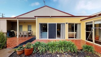 Austral Place 88 Via Merri River