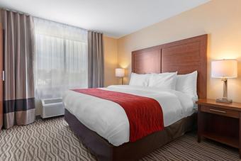 Hotel Comfort Inn & Suites