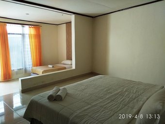 Hotel Maninjau Indah