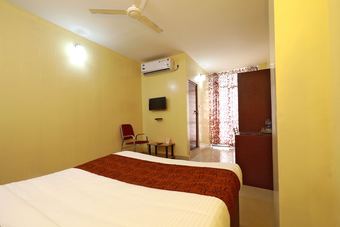 Hotel Oyo 6725 Palm Inn