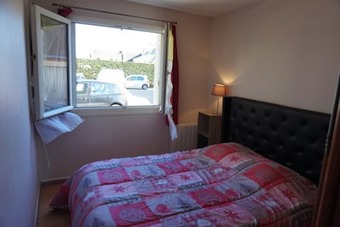 Apartment With One Bedroom In Berni�res-sur-mer, With Enclosed Garden And Wifi - 50 M From The Beach