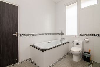 Hua Hin Pool Villa With 4 Bedrooms L27