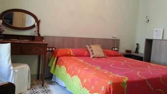 Pension Cal Fuster De La Pla�a