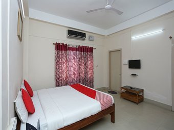 Hotel Oyo 5518 Near Beltola