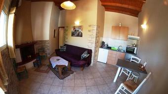 Apartamentos 4 Seasons Beach Suites Near Airport