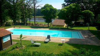 Bungalow With 2 Bedrooms In Rochechouart, With Wonderful Lake View, Pool Access, Enclosed Garden - 15 Km From The Beach