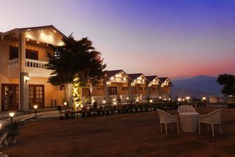 Hotel Pinetree Spa Resort