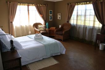 Bed & Breakfast White Linen Guesthouse