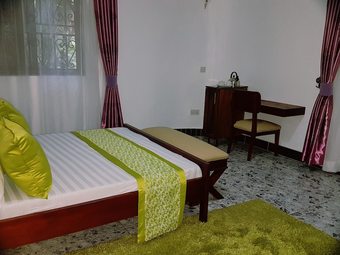 Hotel Sheevy's Bed N Breakfast