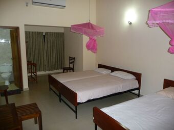 Hotel Palugaha Pilgrim Resort