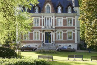 Hotel Manoir De Contres