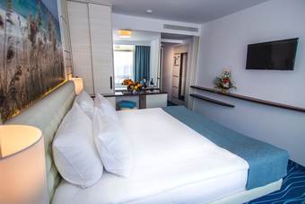 Hotel Mera Onix Cap Aurora