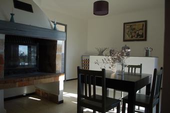 House With 2 Bedrooms In Saint-gilles, With Pool Access, Enclosed Garden And Wifi - 20 Km From The Beach
