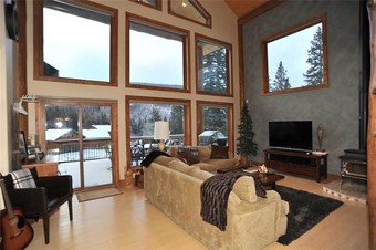 400 Whispering Pines Circle (private Home With Hot Tub)